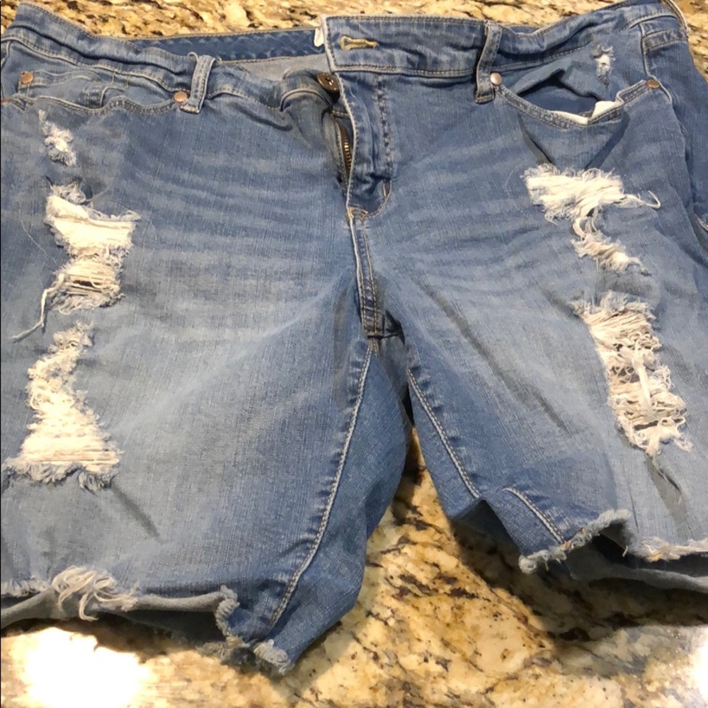 Torrid shorts size 20